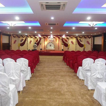 Rr Inn Palayankottai Екстер'єр фото